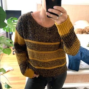 Cozy BDG Sweater - Size S - Gold and Black